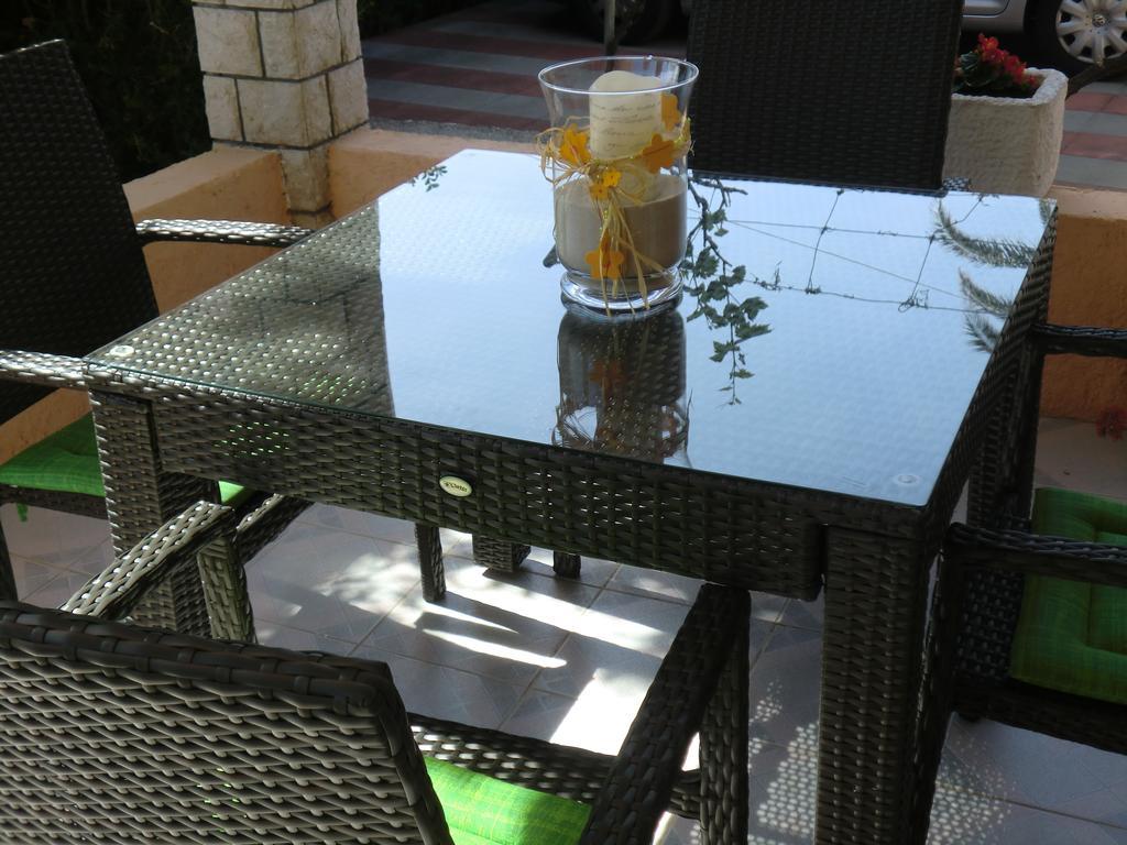Guest House Sandra ราบ ภายนอก รูปภาพ