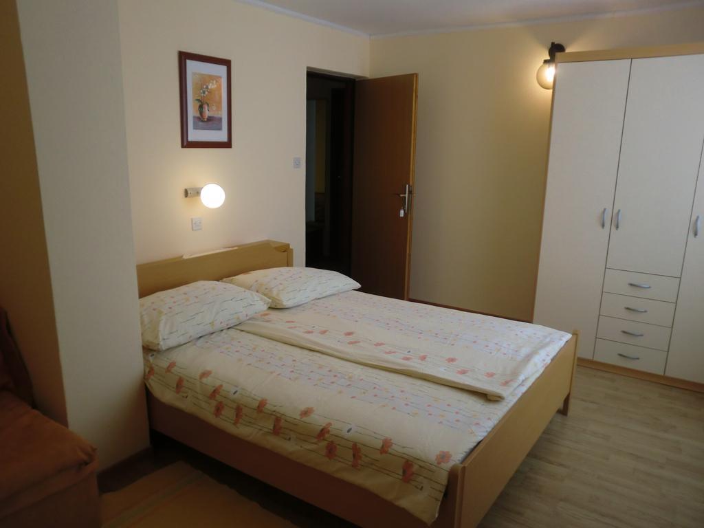 Guest House Sandra ราบ ห้อง รูปภาพ